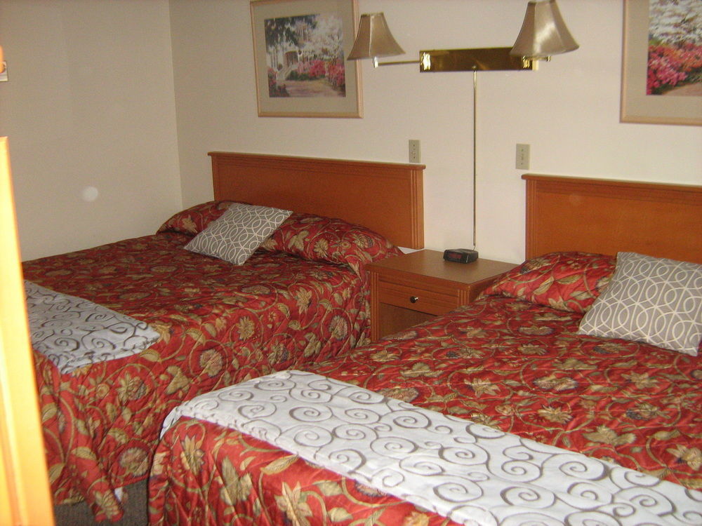 สโตก โฮเทล ชัวร์สเตย์ คอลเล็กชั่น บาย เบสต์ เวสเทิร์น Motel เรเวลสโตก ภายนอก รูปภาพ
