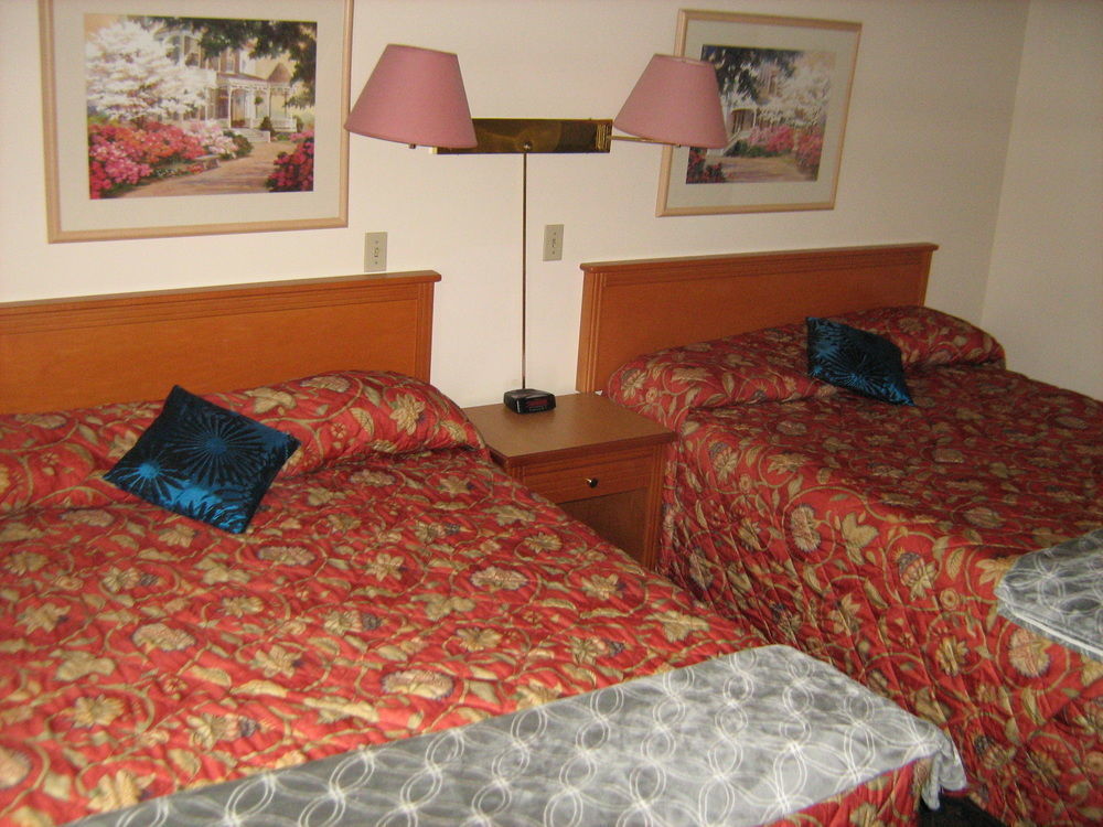 สโตก โฮเทล ชัวร์สเตย์ คอลเล็กชั่น บาย เบสต์ เวสเทิร์น Motel เรเวลสโตก ภายนอก รูปภาพ