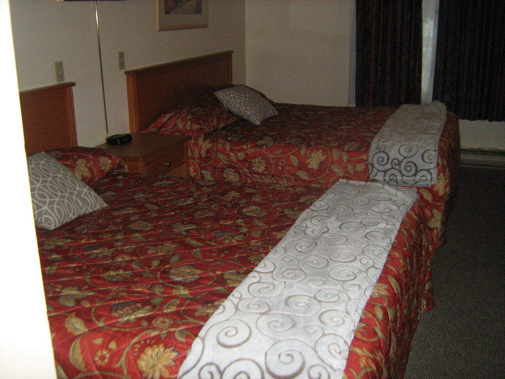 สโตก โฮเทล ชัวร์สเตย์ คอลเล็กชั่น บาย เบสต์ เวสเทิร์น Motel เรเวลสโตก ภายนอก รูปภาพ