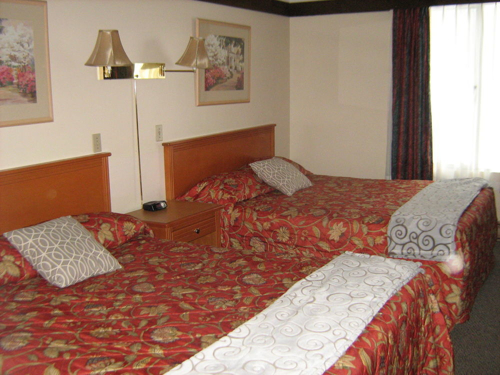 สโตก โฮเทล ชัวร์สเตย์ คอลเล็กชั่น บาย เบสต์ เวสเทิร์น Motel เรเวลสโตก ภายนอก รูปภาพ